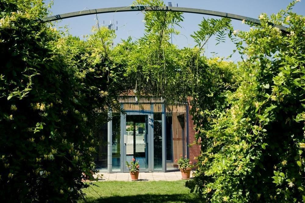 Hotel & Seminaire Le Patio Occitan - Toulouse Ouest - La Ramee Cugnaux Kültér fotó